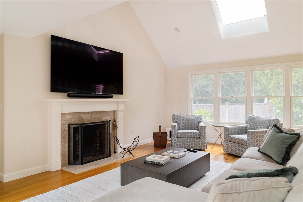 38 Fuller Brook Rd