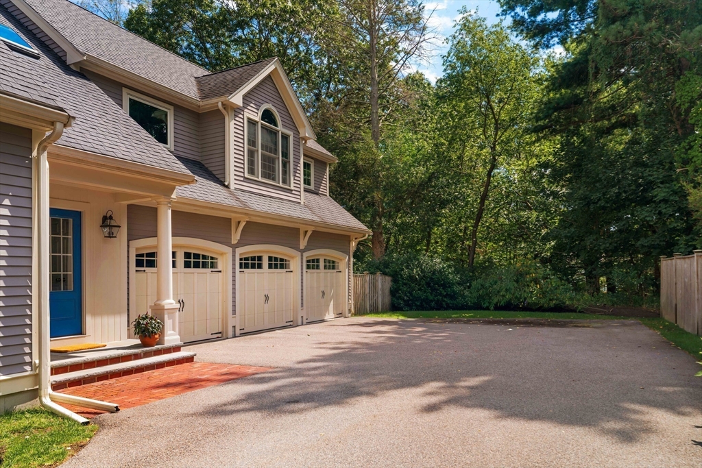 38 Fuller Brook Rd
