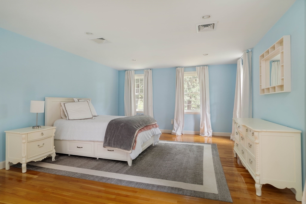 38 Fuller Brook Rd