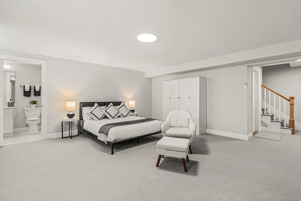 5 Peakes Ln # 5, Weston Unit: 5
