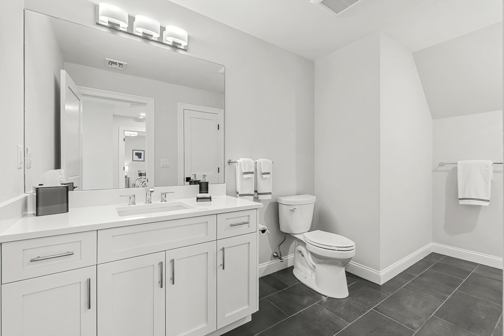 5 Peakes Ln # 5, Weston Unit: 5