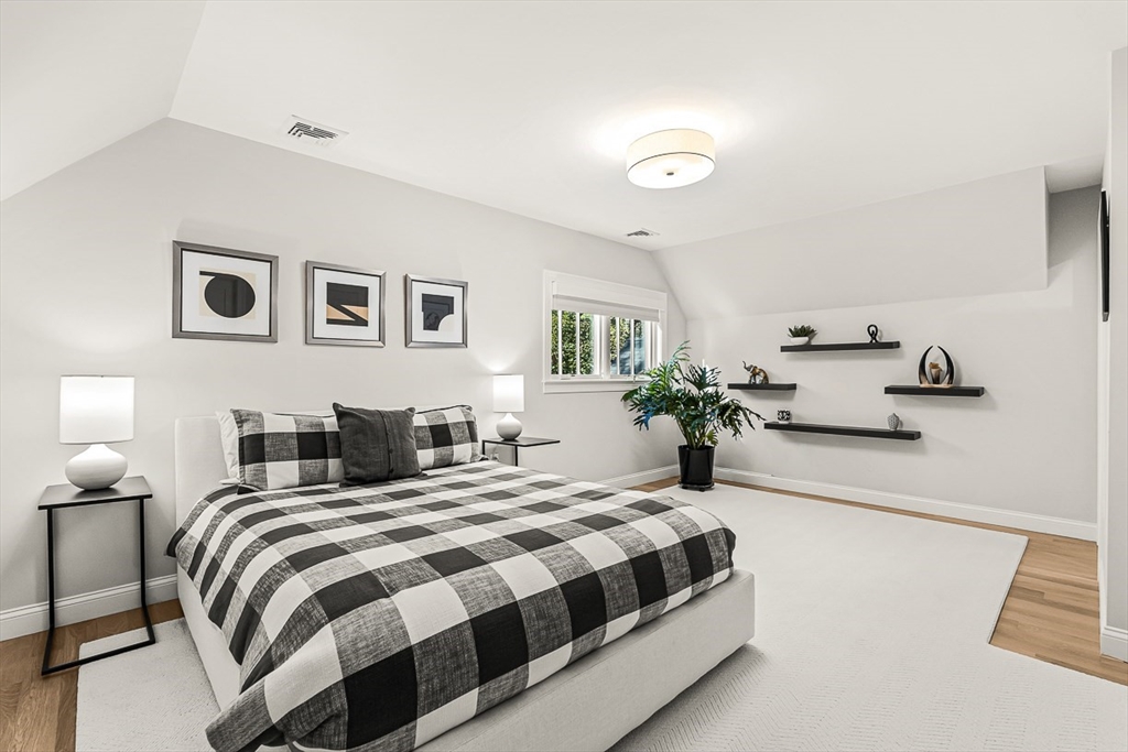 5 Peakes Ln # 5, Weston Unit: 5