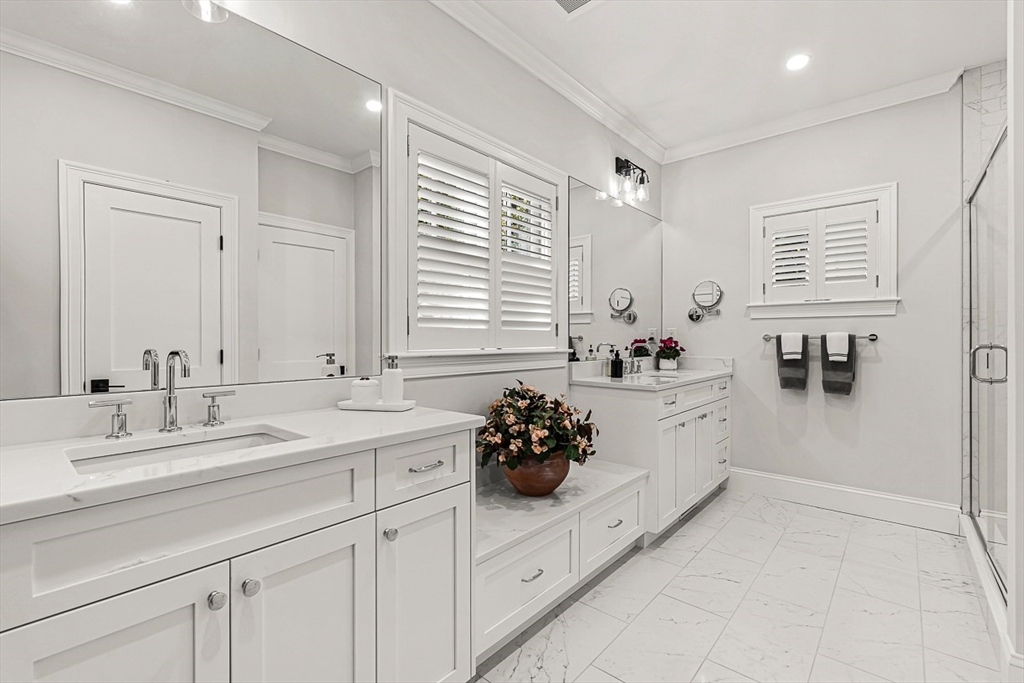5 Peakes Ln # 5, Weston Unit: 5