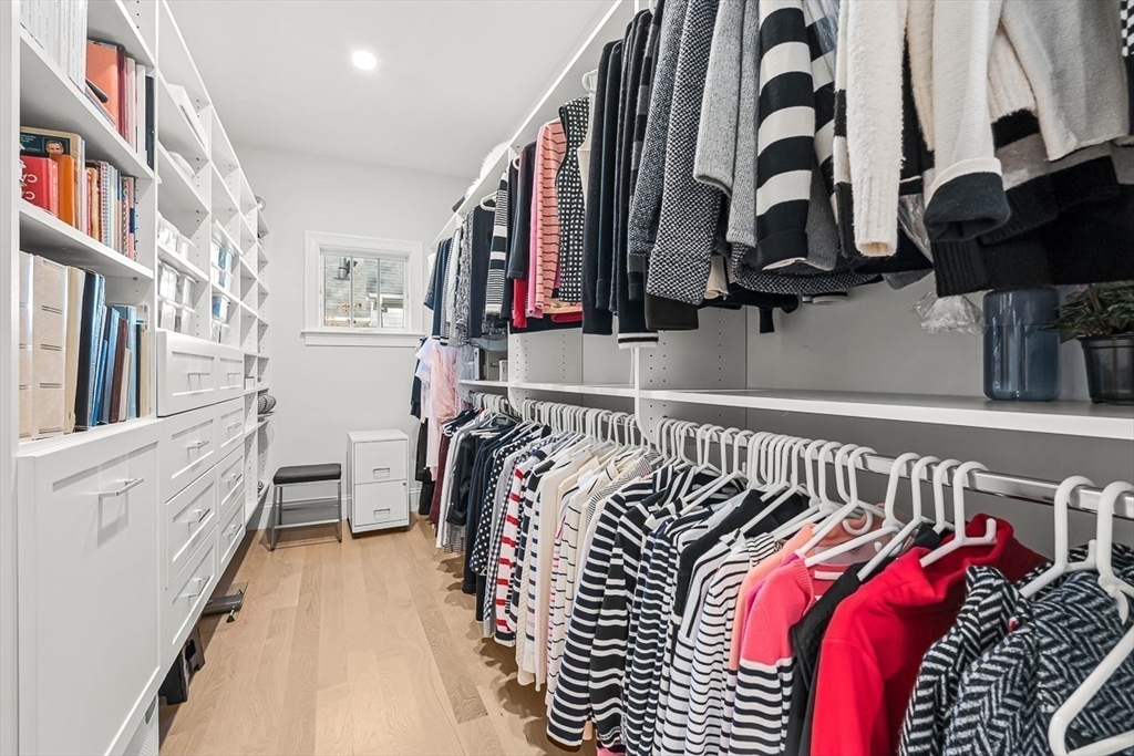 5 Peakes Ln # 5, Weston Unit: 5