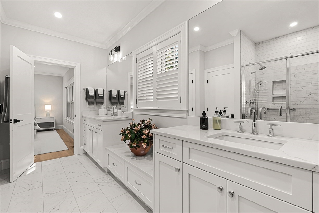 5 Peakes Ln # 5, Weston Unit: 5