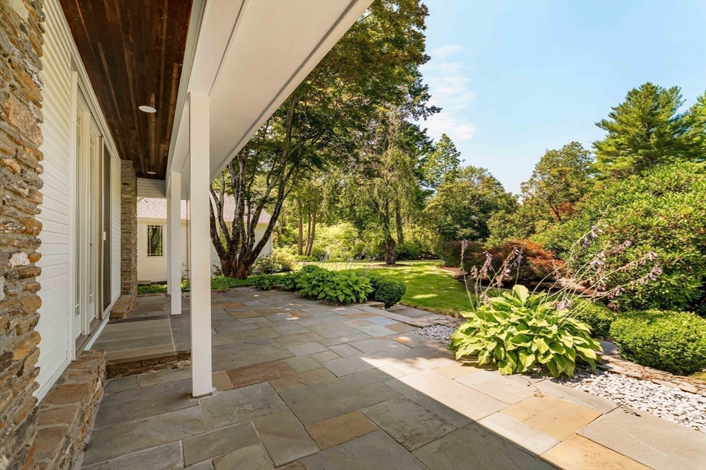 100 Westcliff Rd