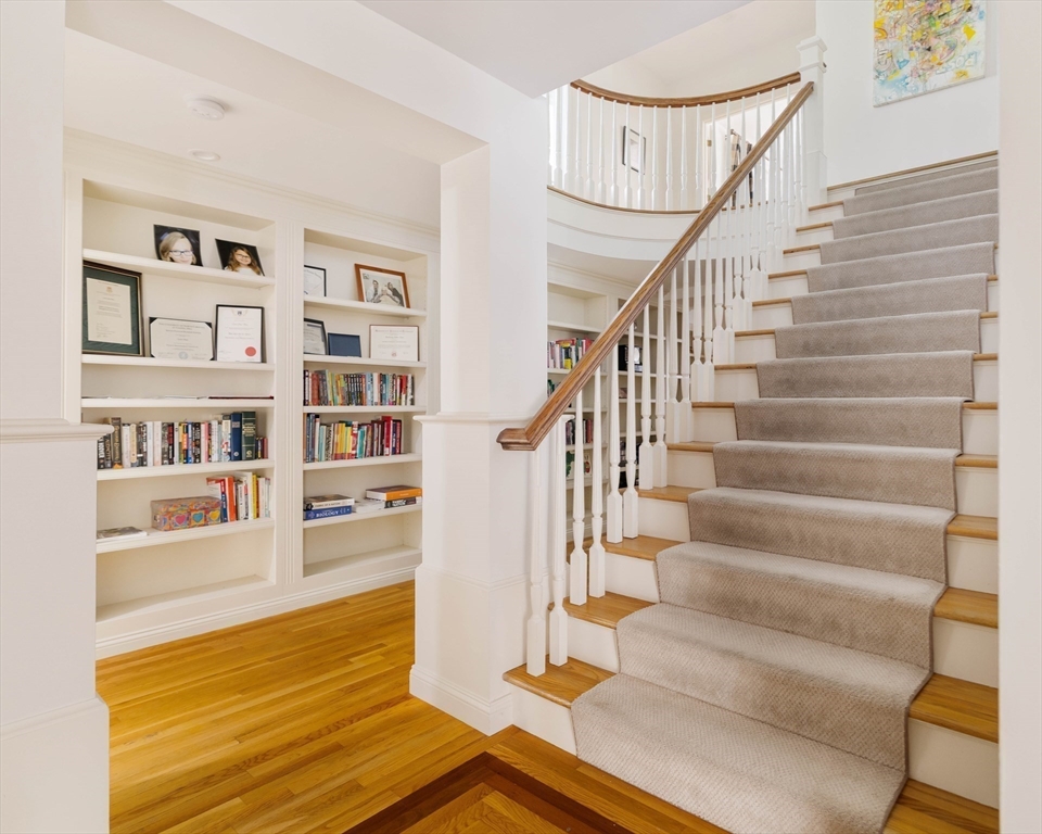100 Westcliff Rd
