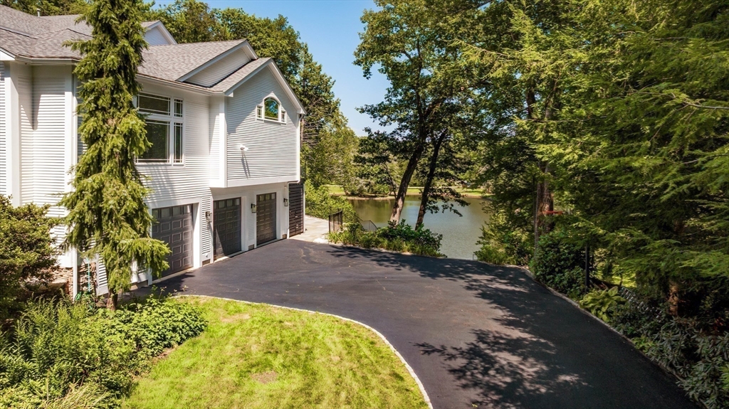 100 Westcliff Rd