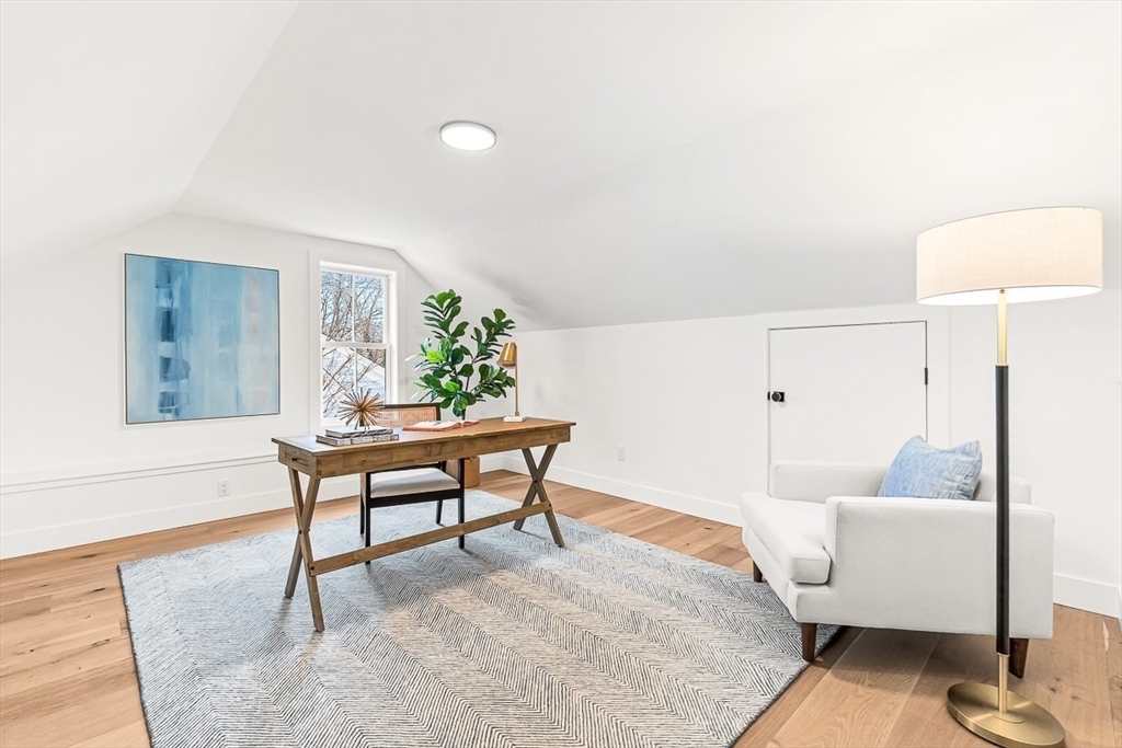 6 Intervale Rd