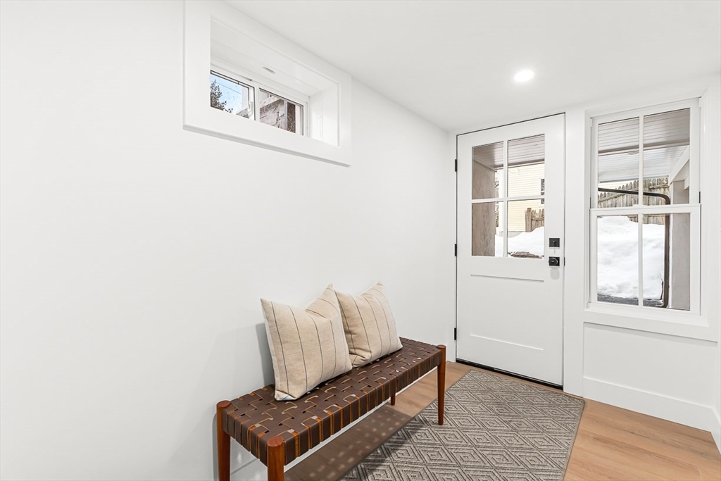 6 Intervale Rd