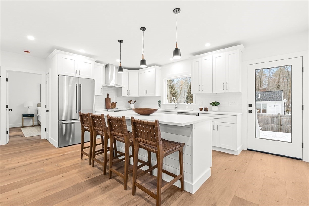 6 Intervale Rd