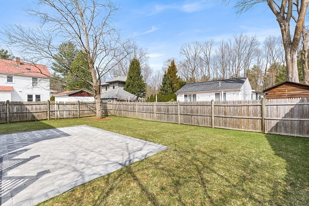 6 Intervale Rd