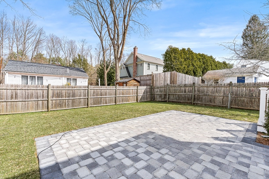 6 Intervale Rd