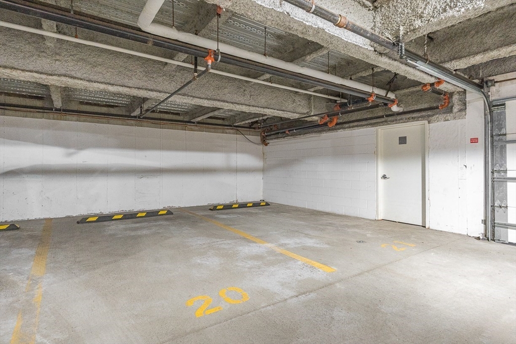 310 Hammond Pond Pkwy # 301