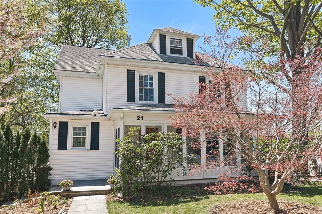 21 Howe St
