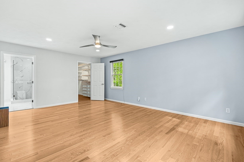 1 Woronoco Dr