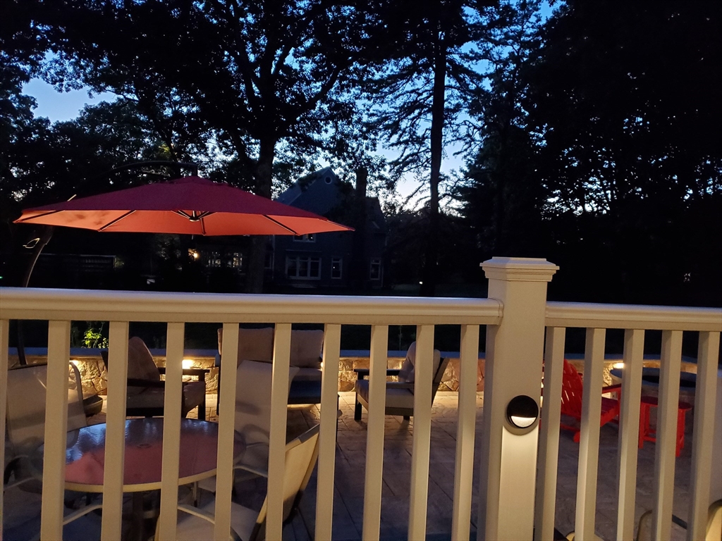 1 Woronoco Dr