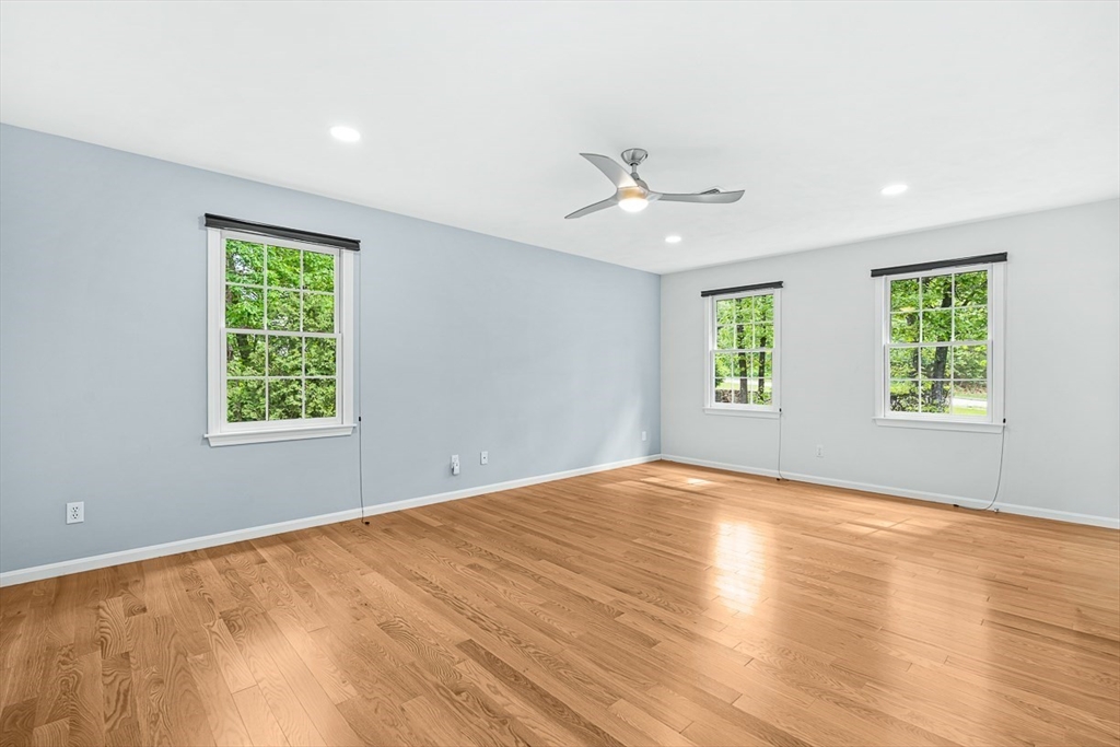 1 Woronoco Dr