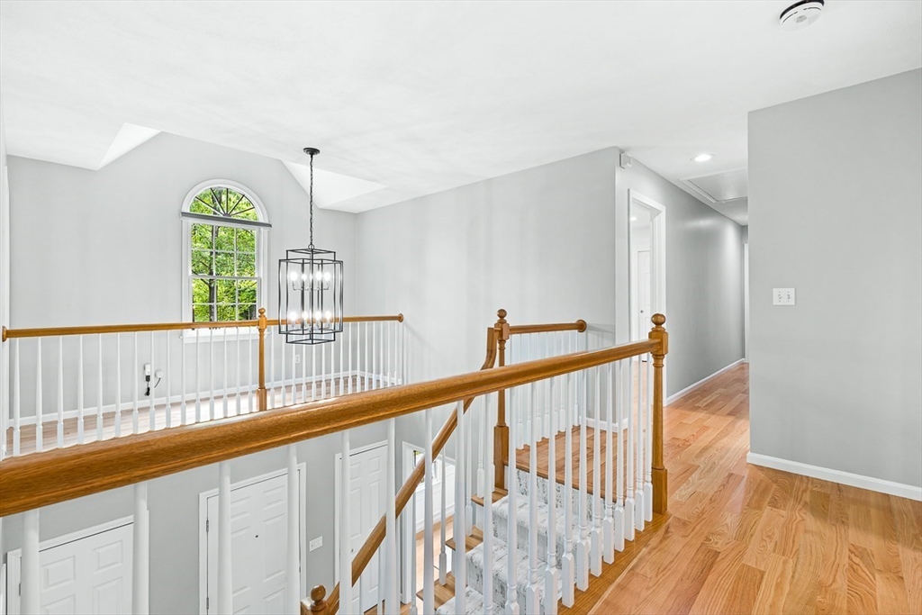 1 Woronoco Dr