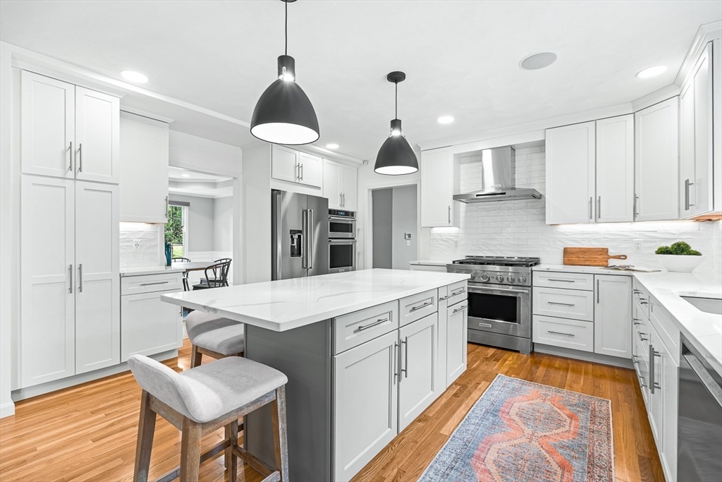 1 Woronoco Dr