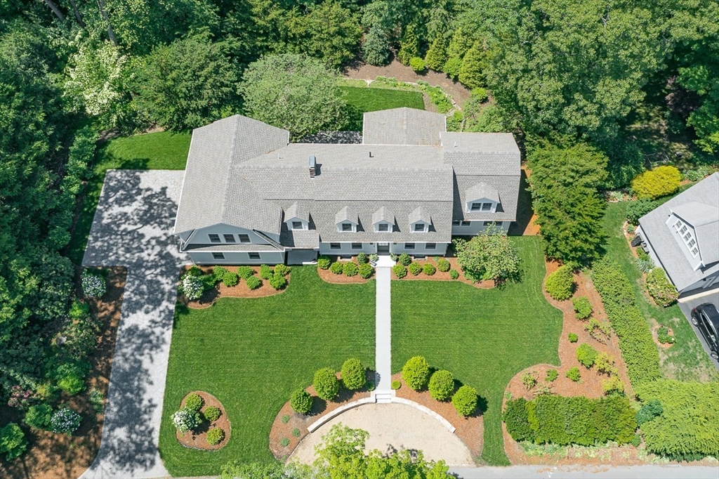 39 Fairbanks Ave