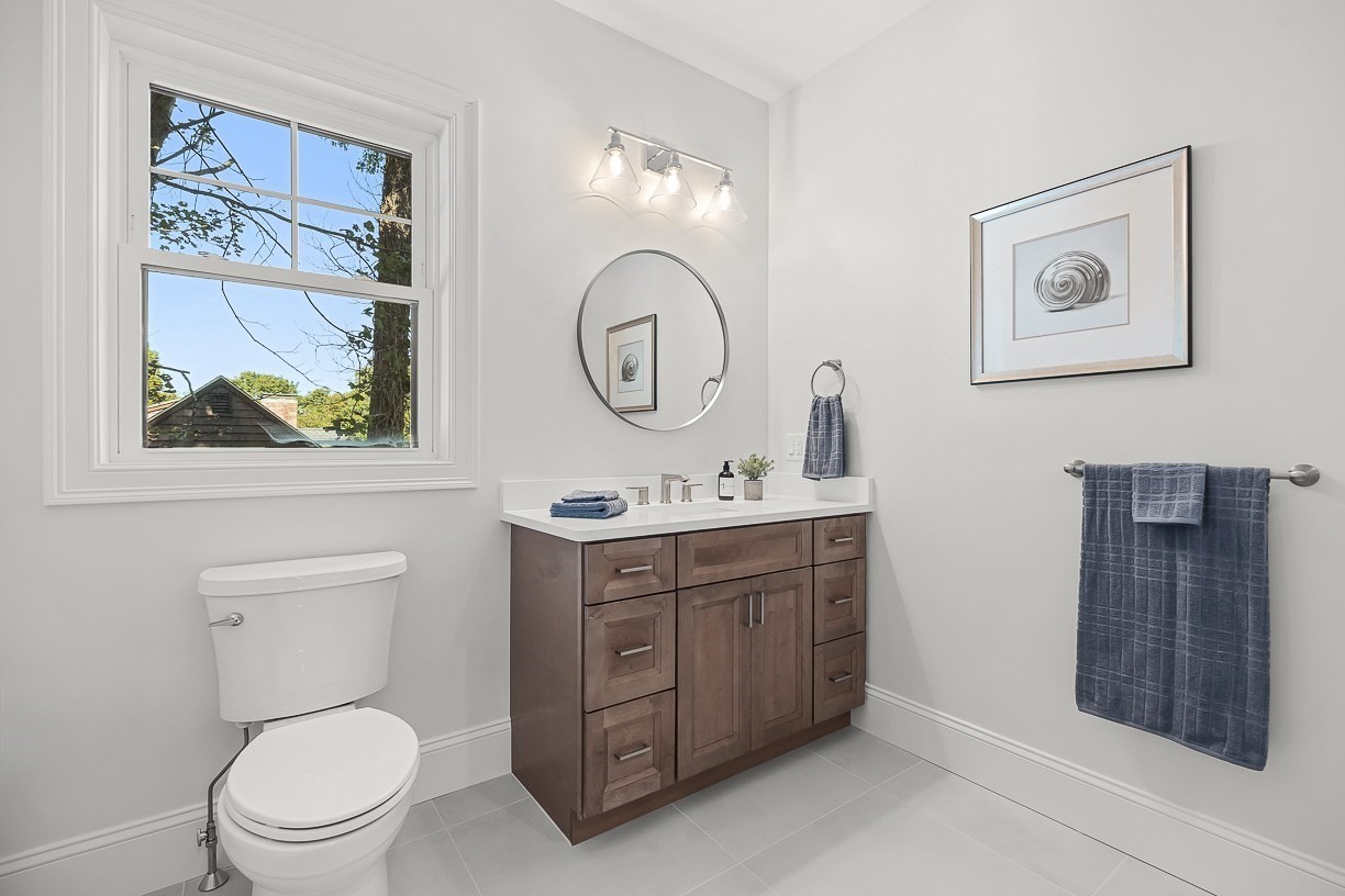 23 Wareland Rd