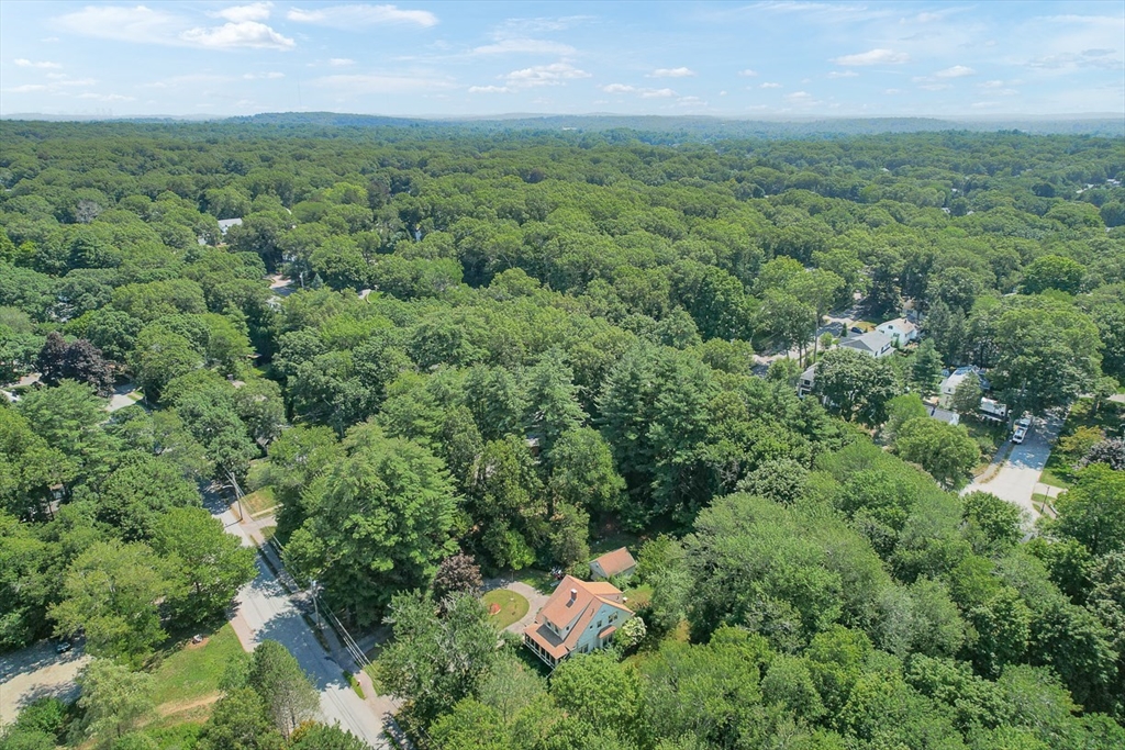 53 Elmwood Rd