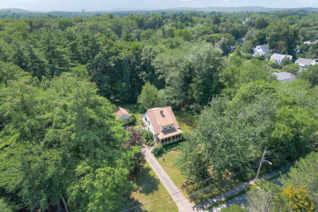 53 Elmwood Rd