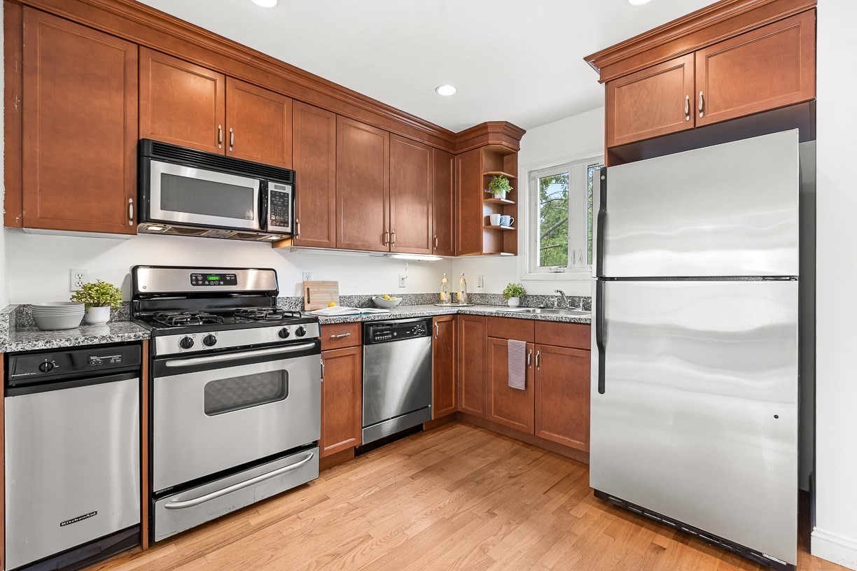 37 Pond St # 1