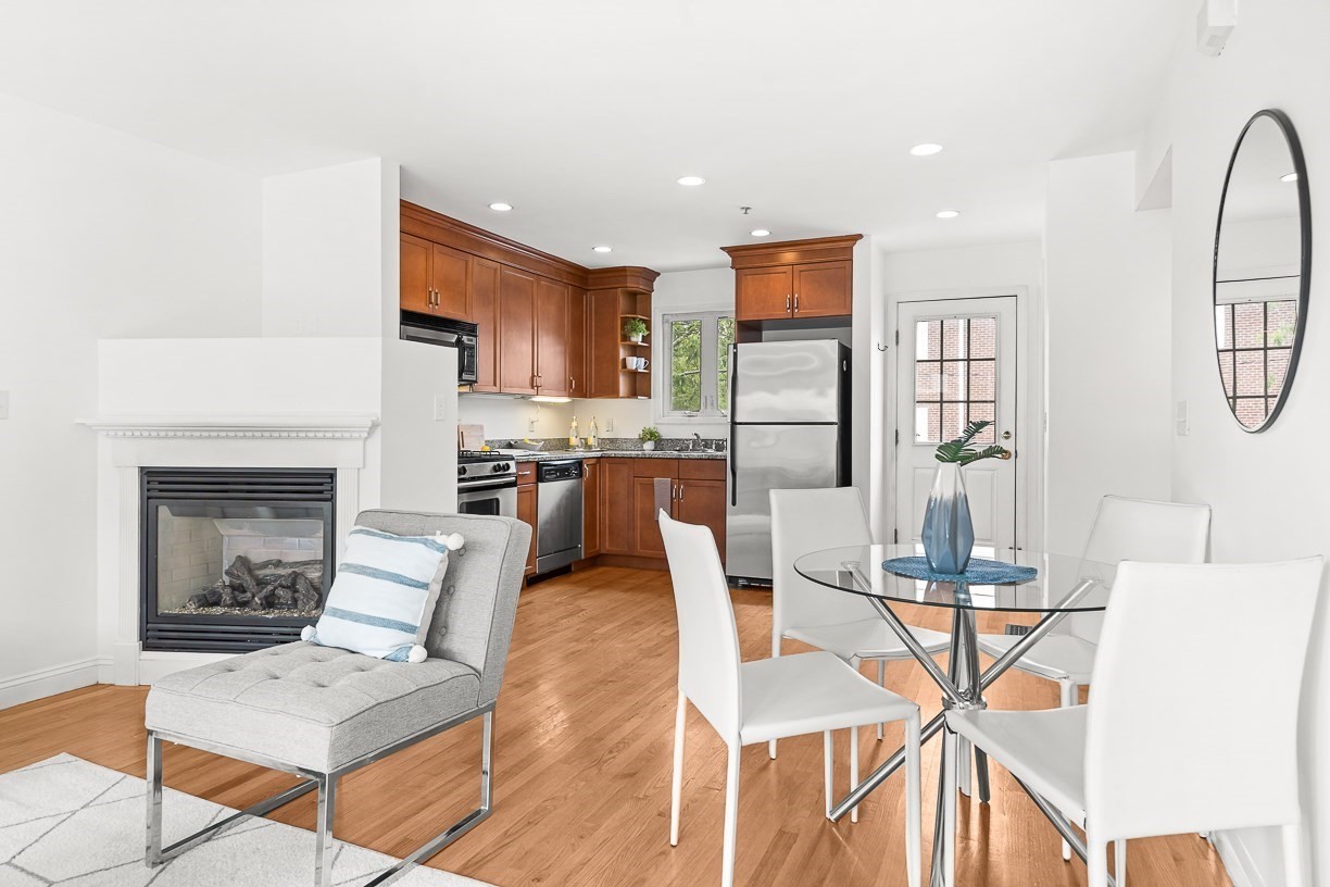 37 Pond St # 1