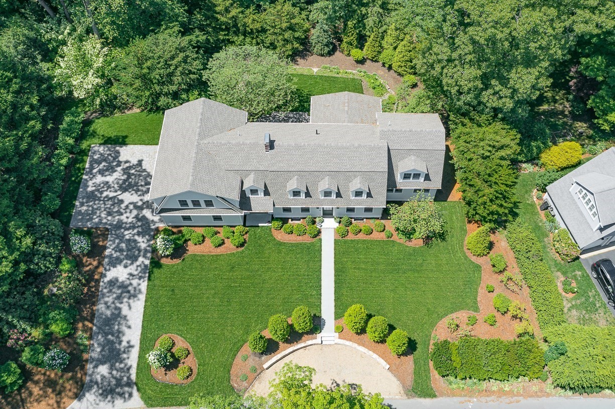 39 Fairbanks Ave