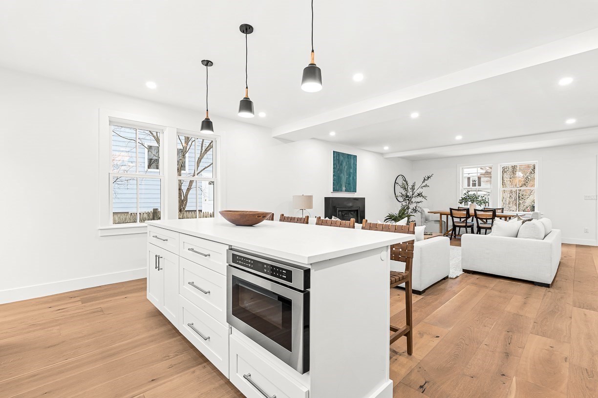 6 Intervale Rd