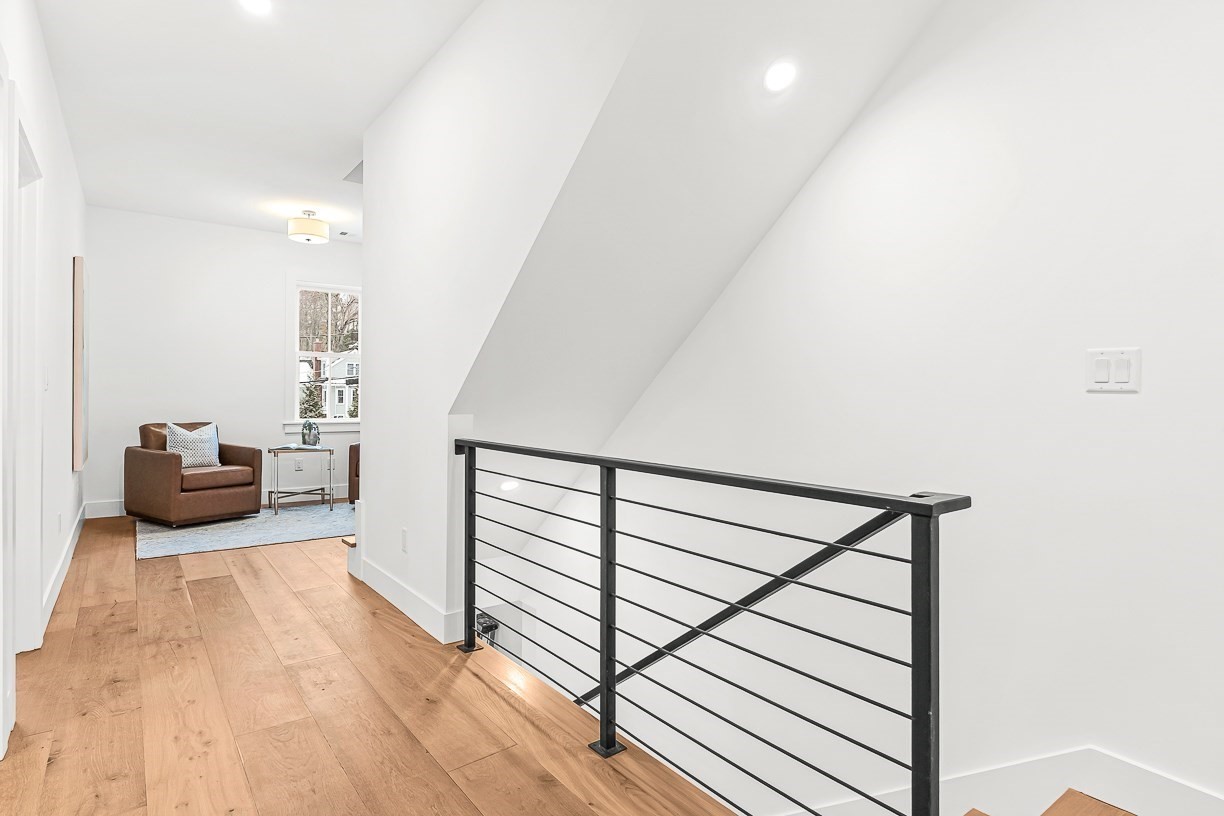 6 Intervale Rd