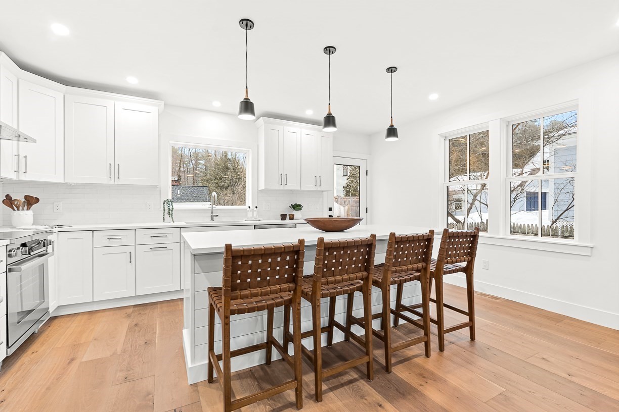 6 Intervale Rd