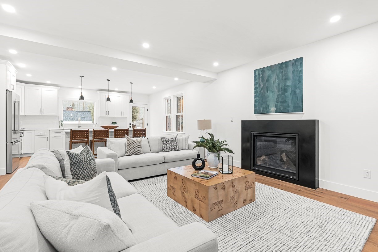 6 Intervale Rd