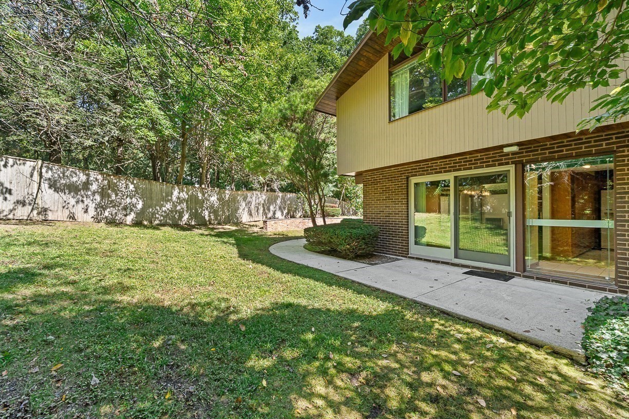 7 Arnold Rd