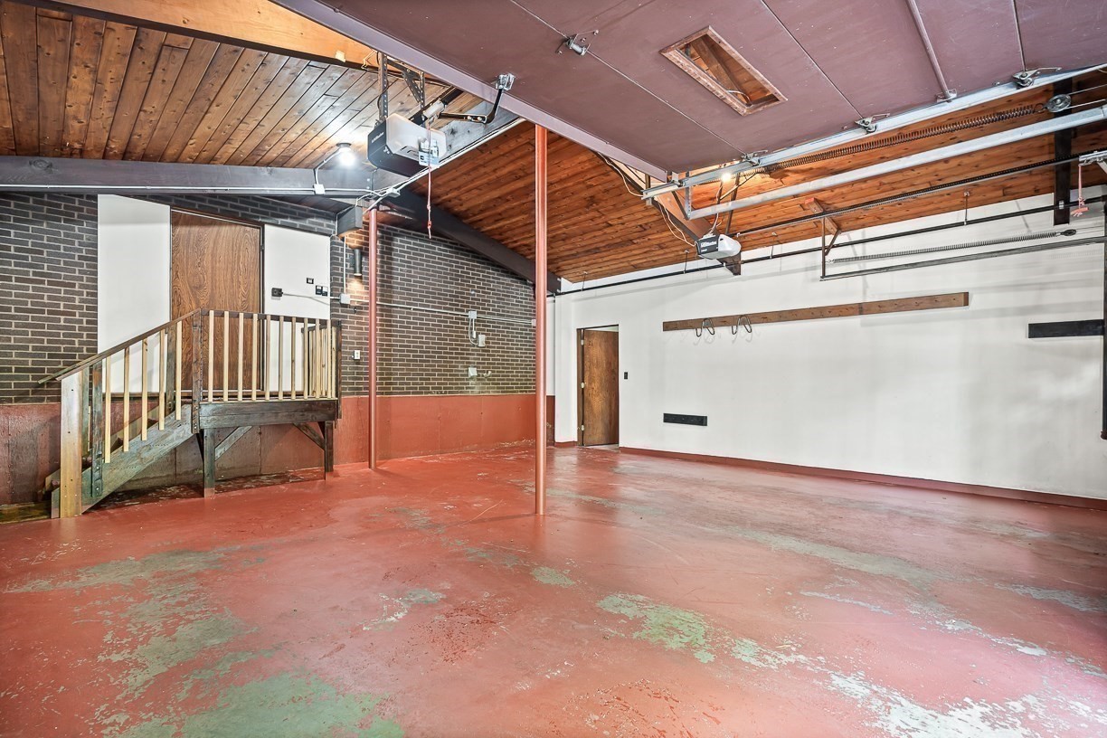 7 Arnold Rd