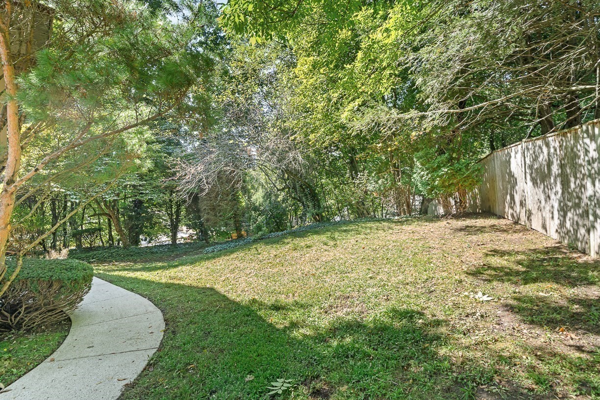 7 Arnold Rd