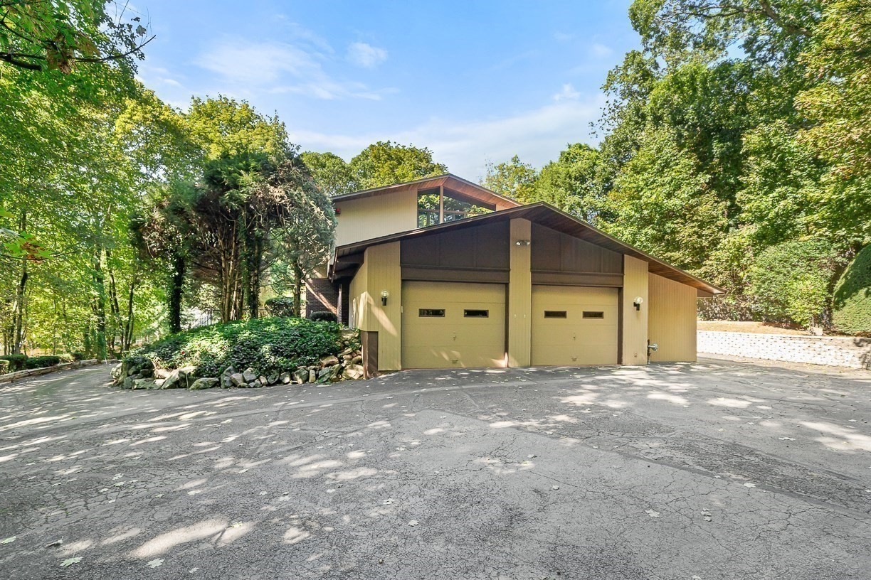 7 Arnold Rd