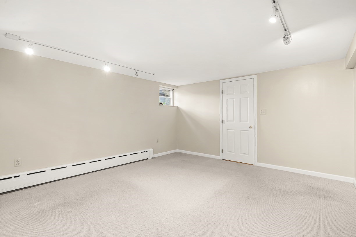 8 Tennyson Rd