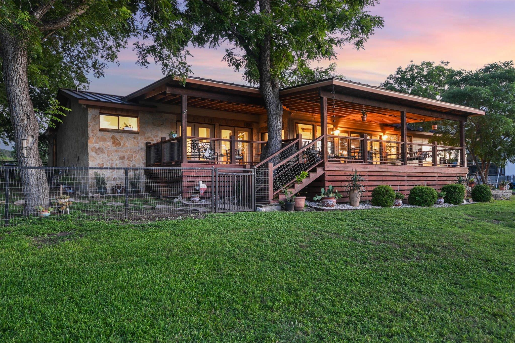 2411 Spoke Hollow RD