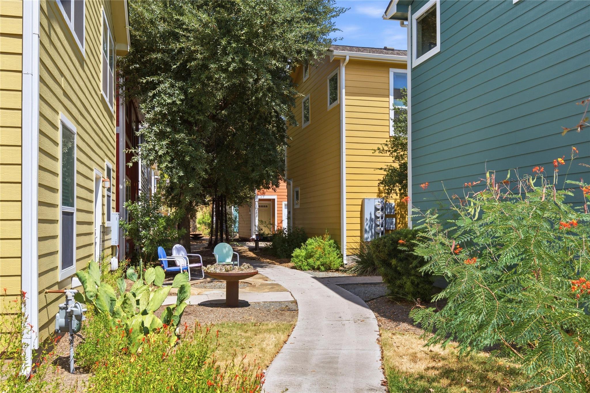 1601 Miriam Ave # 213