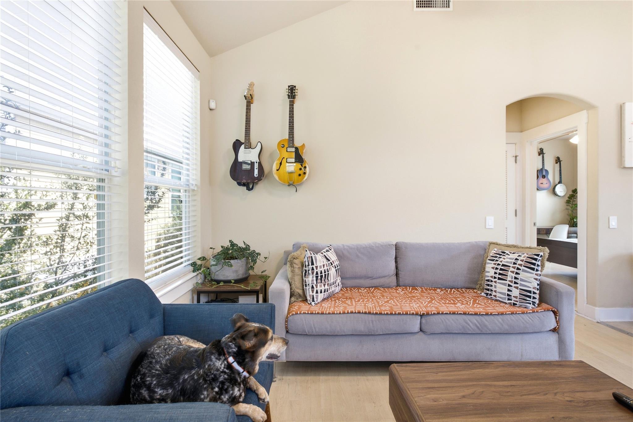 1601 Miriam Ave # 213