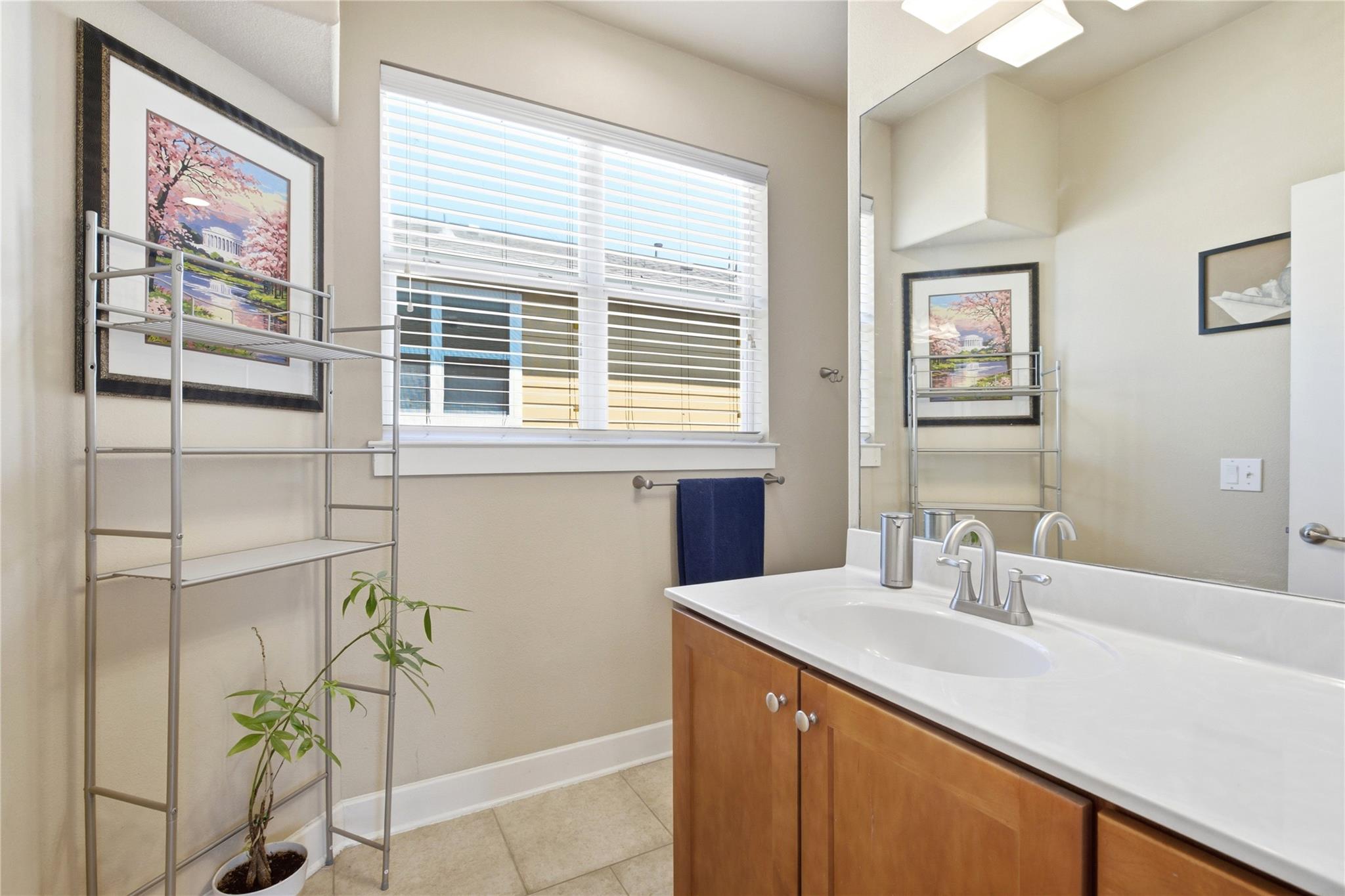 1601 Miriam Ave # 213