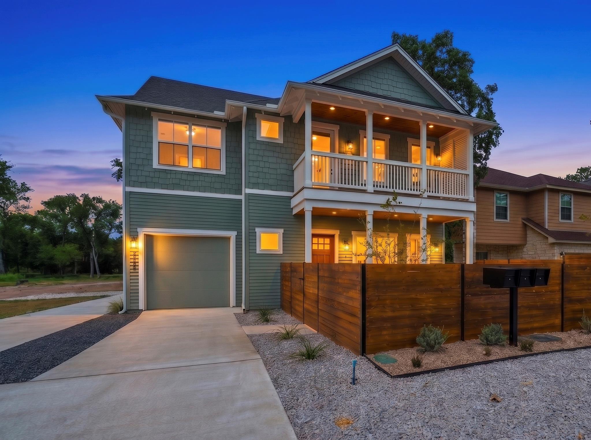 210 W Mockingbird LN # 1