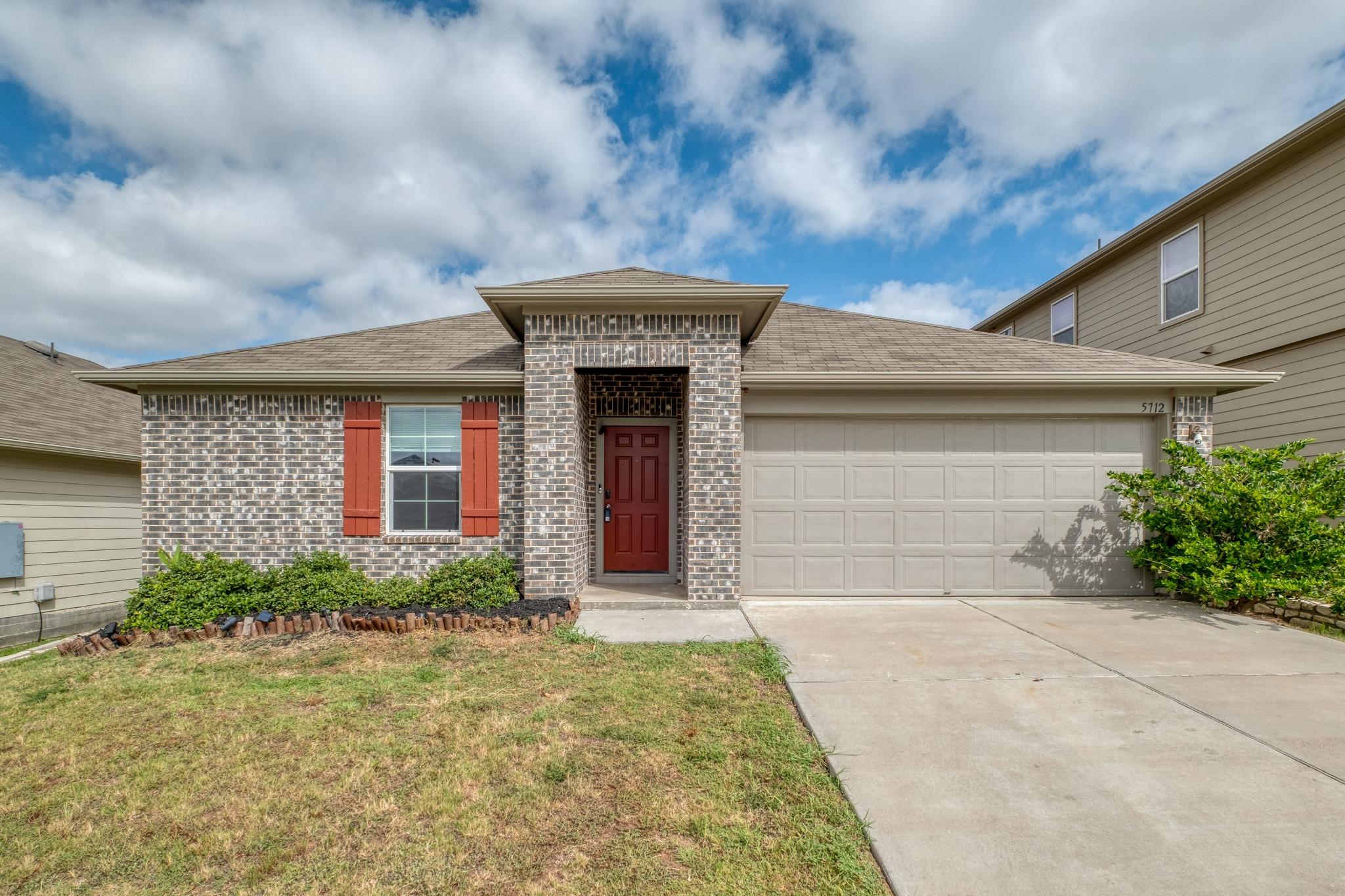 5712 Xene DR
