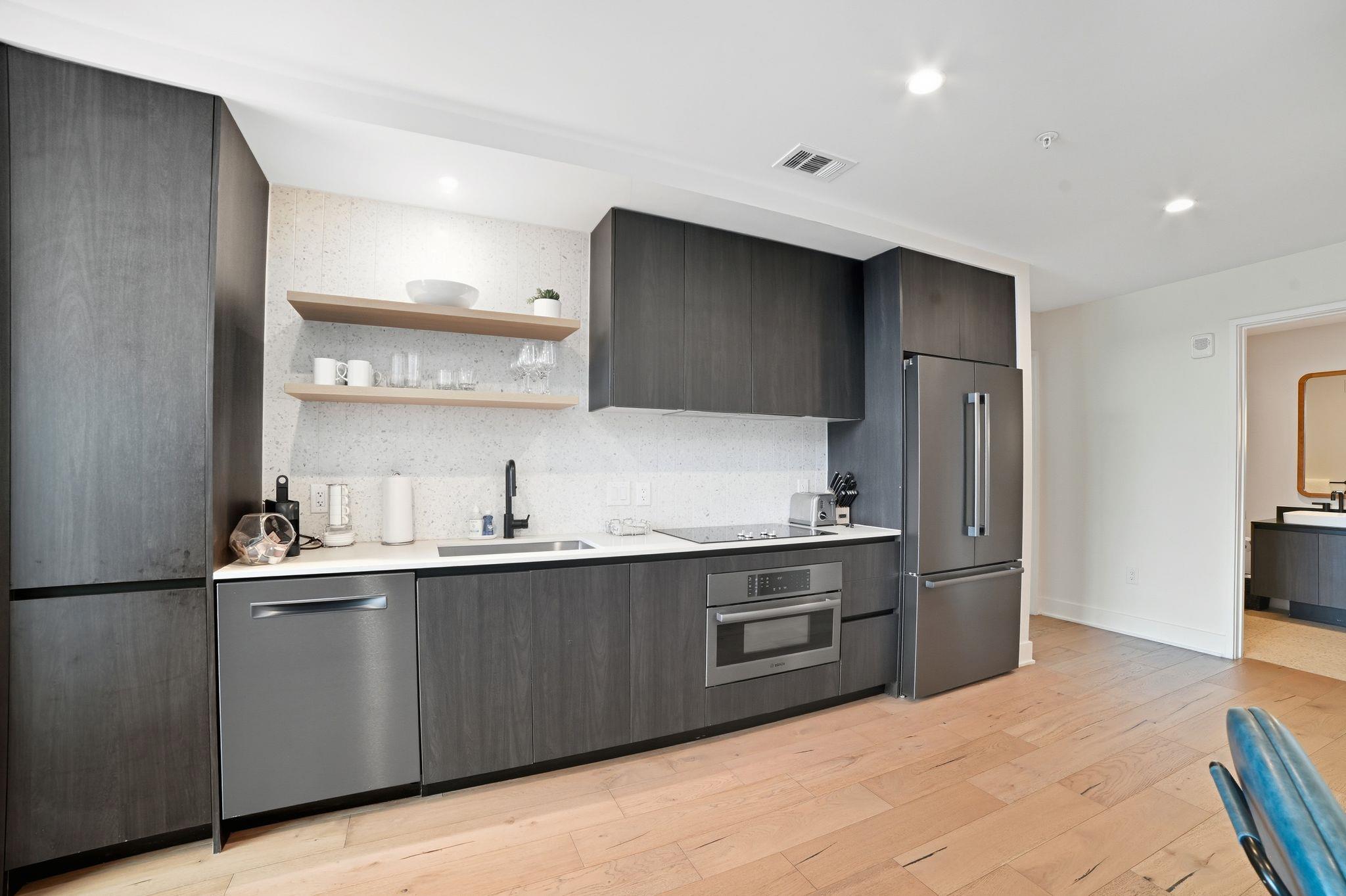 48 East Ave # 1301