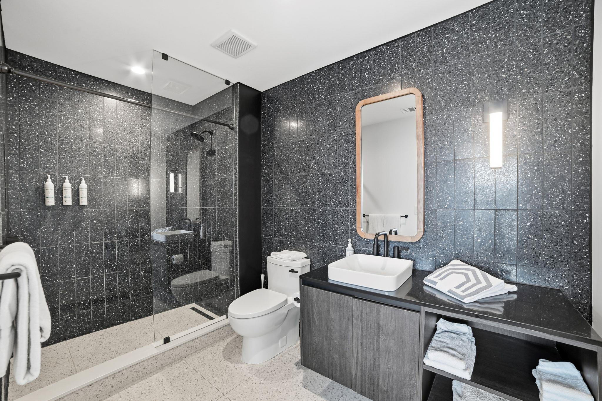 48 East Ave # 1301
