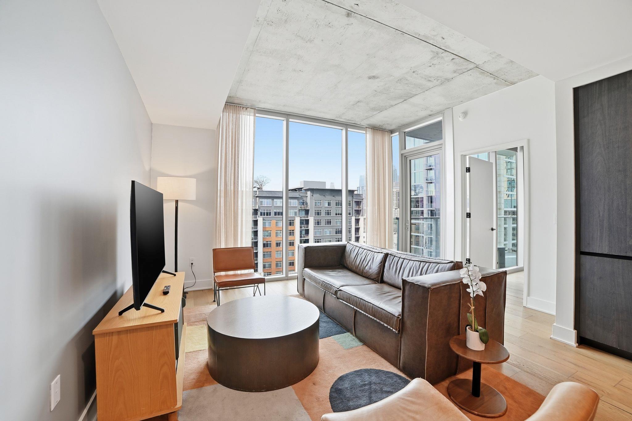 48 East Ave # 1301