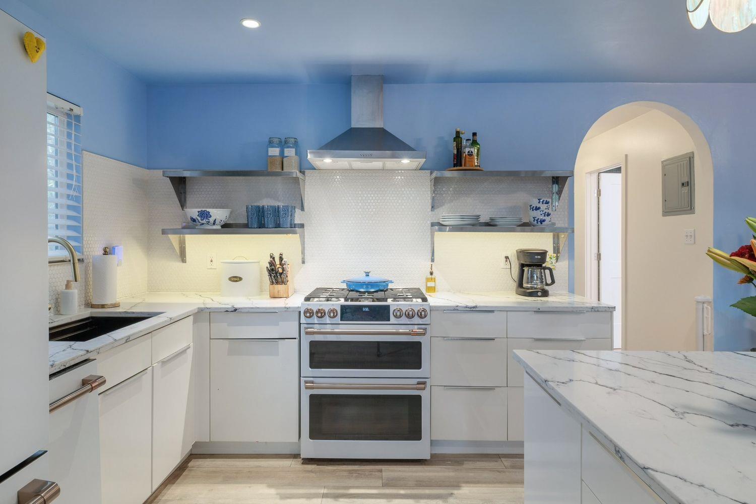 901 Saint Elmo CIR